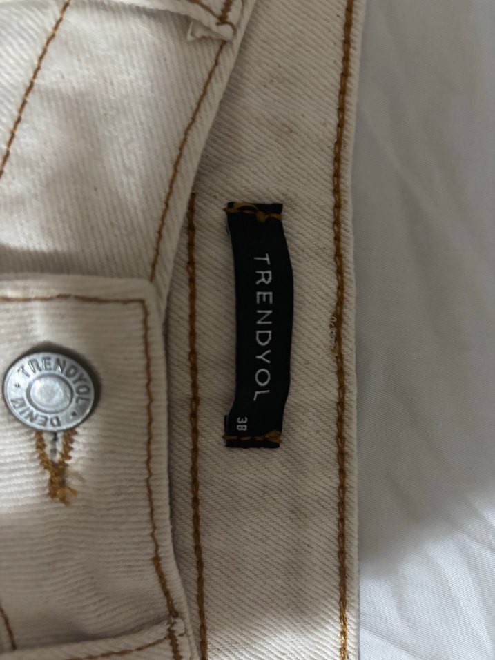 Bej Kadın Pamuklu Normal Kesim Jean - Görsel 3