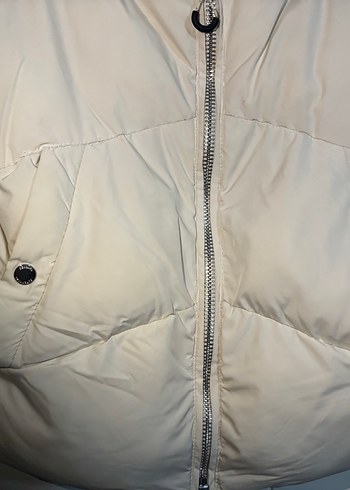 Bershka Beyaz Şişme Mont - Görsel 3