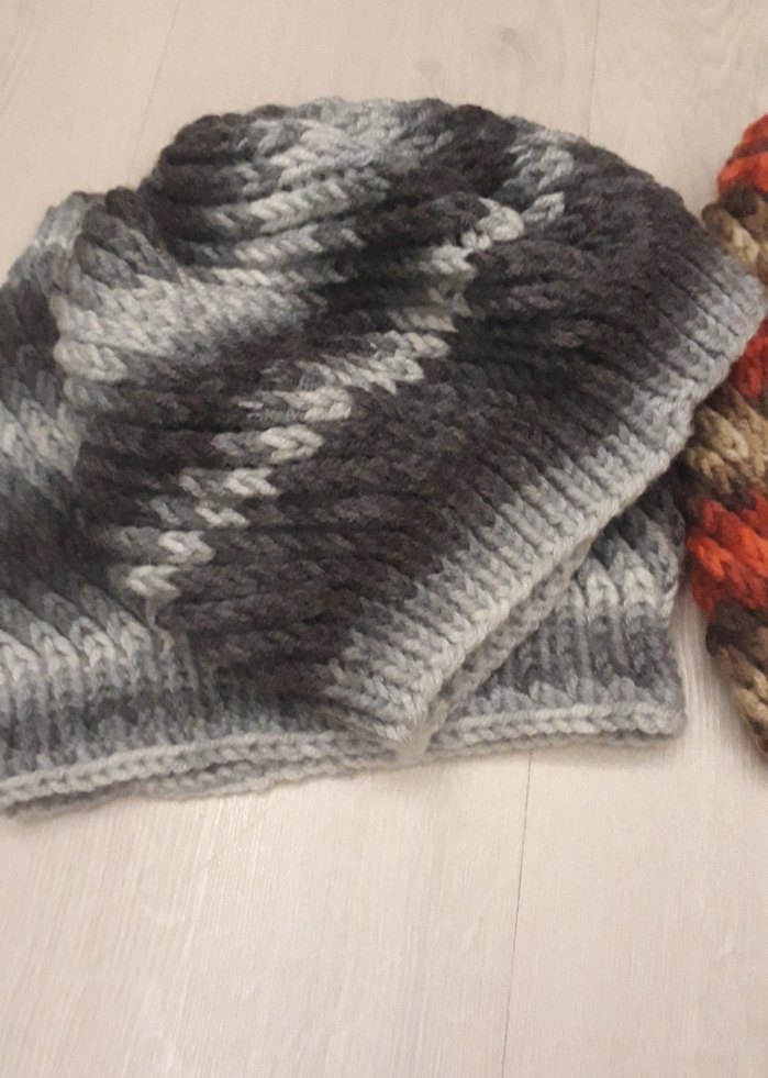 Bohem Tarzı Örgü Kadın Bere - Görsel 3