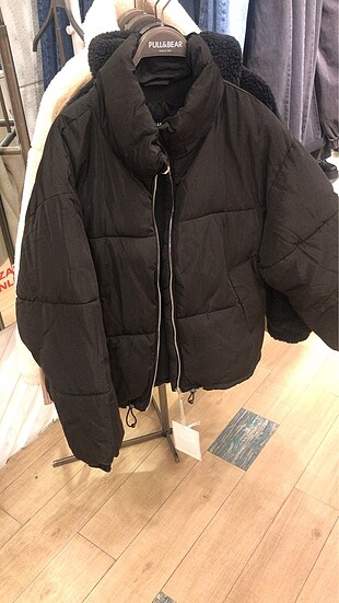 Pullandbear mont