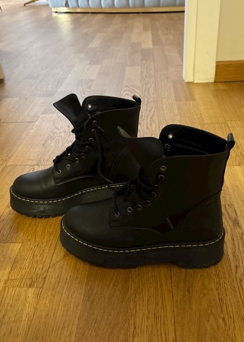 Siyah Deri Platform Topuklu Punk Bot