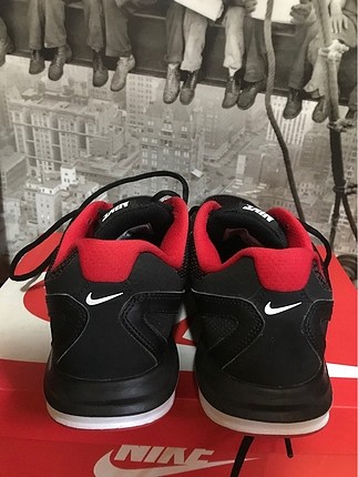 42 Beden siyah Renk Nike dual fusıon