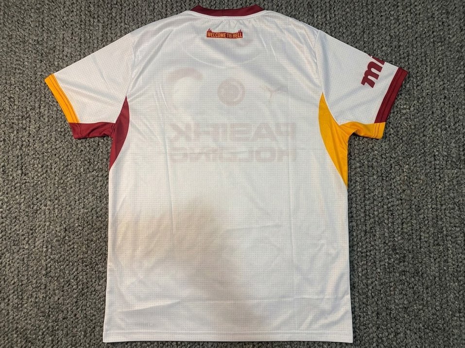 2 ADET GALATASARAY FORMA — görsel 4/4