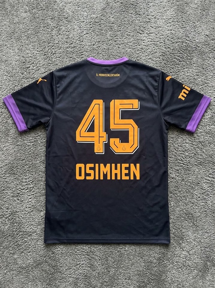 2 ADET GALATASARAY FORMA — görsel 2/4