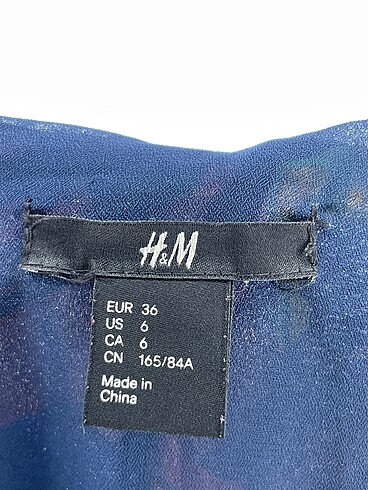 36 Beden çeşitli Renk H&M Kısa Elbise %70 İndirimli.