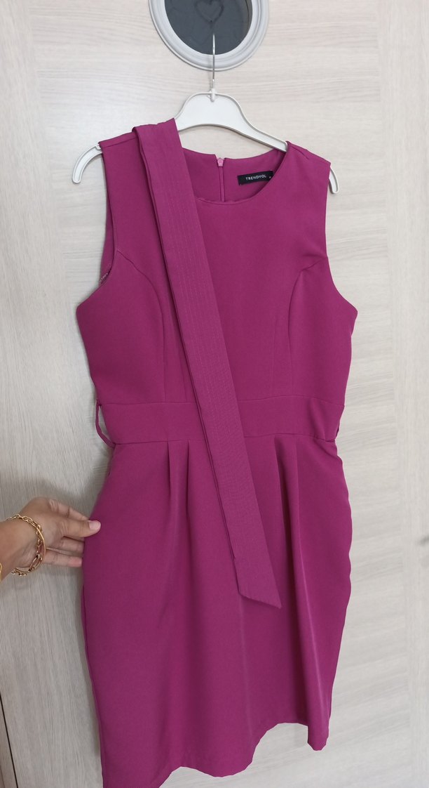 Pembe Mini Kemerli Kolsuz - Görsel 2