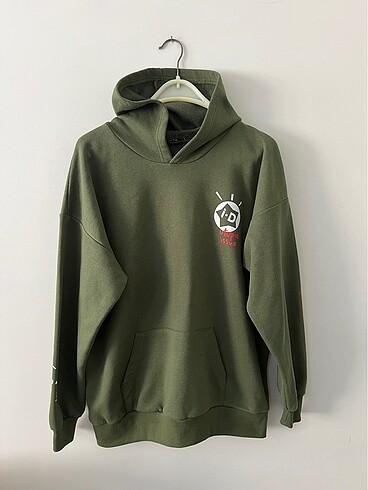 Yeşil kapüşonlu sweatshirt