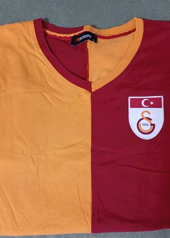 GS Store Galatasaray V Yaka Futbol Tisortu