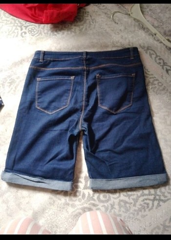 m Beden Kadın Koyu Lacivert Kemerli Mini Denim Şort