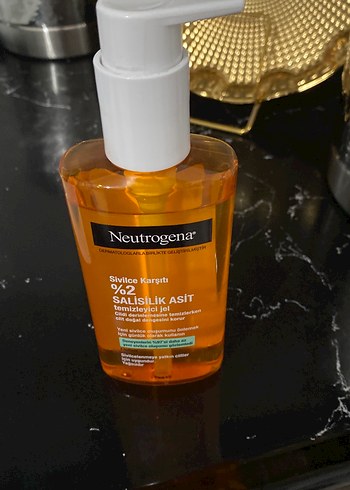 Neutrogena 2 Salisilik Asit Temizleyici Jel