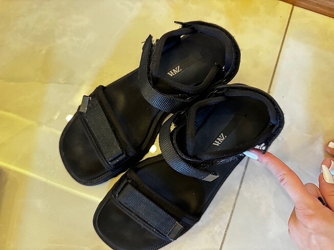 36 Beden siyah Renk Zara sandalet
