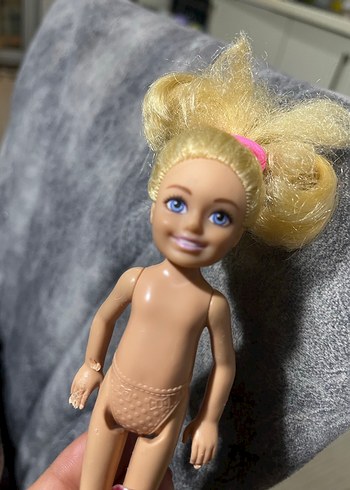 Barbie Chelsea ve köpeği