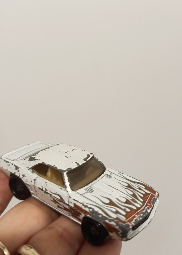 Hot wheels 69 Camaro 2007 - Görsel 3