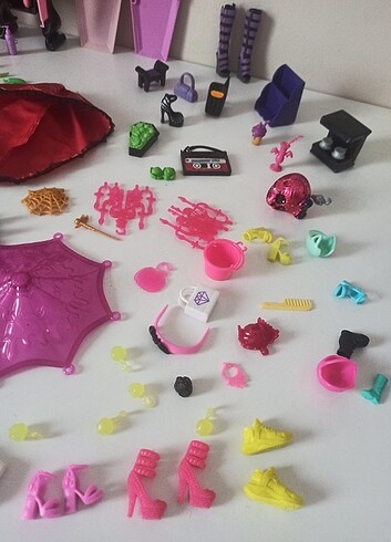 Beden Renk Monster high aksesuarları