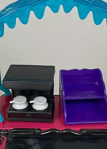 Monster High cafe figür raf - Görsel 6