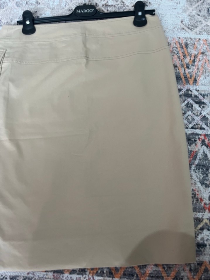 Düğmeli Bej Midi Etek Vakko - Görsel 4