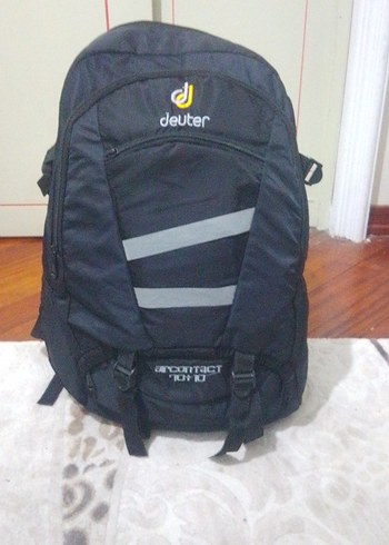 Diğer Deuter Siyah Sirt Cantasi