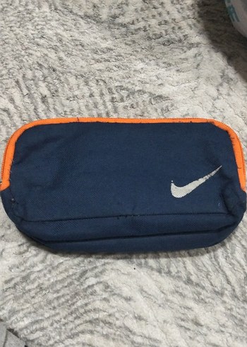 Nike Lacivert Turuncu Fermuarli Canta
