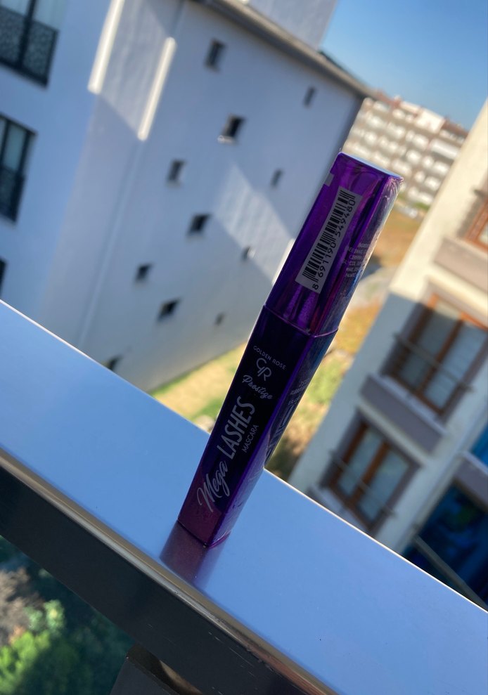 Golden Rose Mega Lashes - Görsel 3