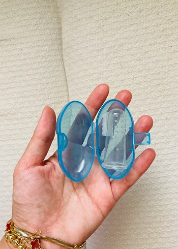 Bebek Parmak Diş Fırçası ve Koruyucu Kutusu - Görsel 2
