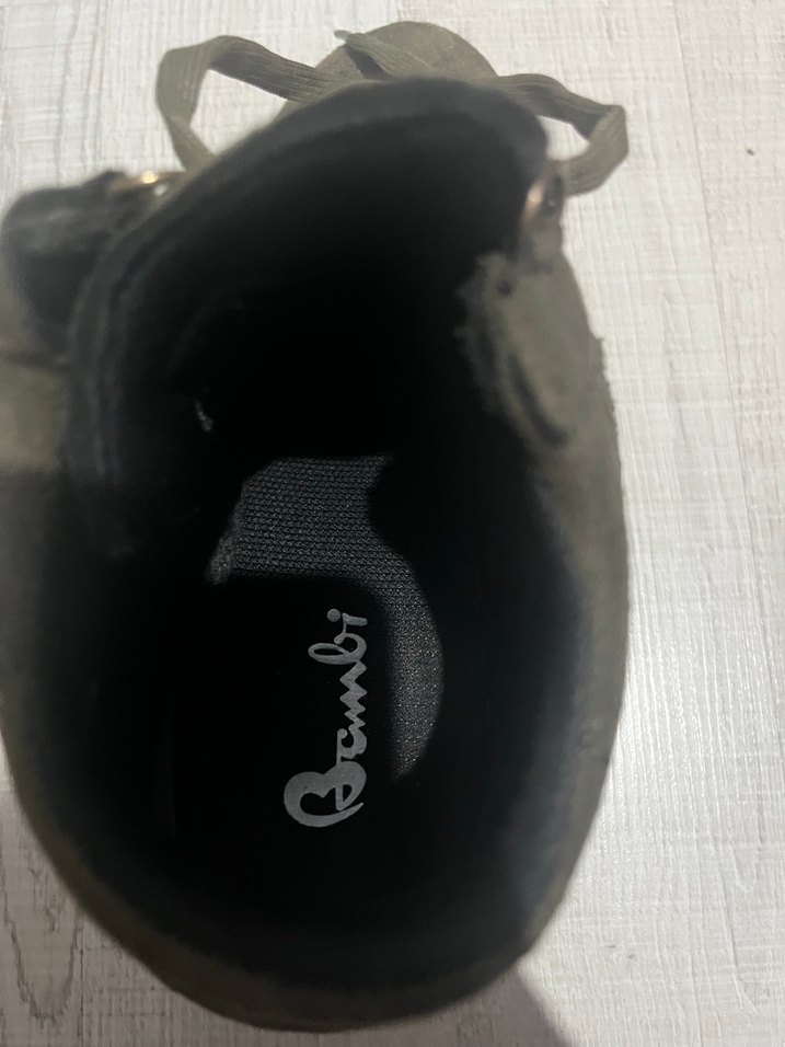Haki Süet Bağcıklı Sneaker — görsel 3/8