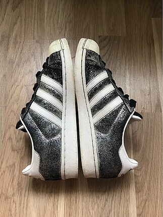 37.5 Beden beyaz Renk adidas superstar