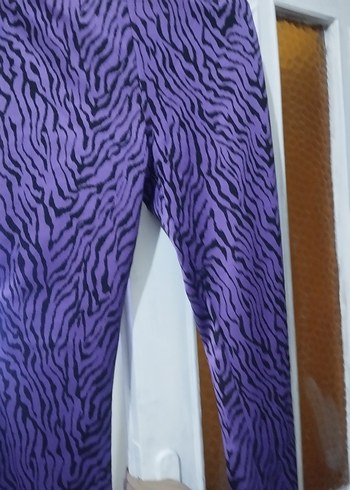 H&M Mor Siyah Zebra Desenli Dar Paca Pantolon