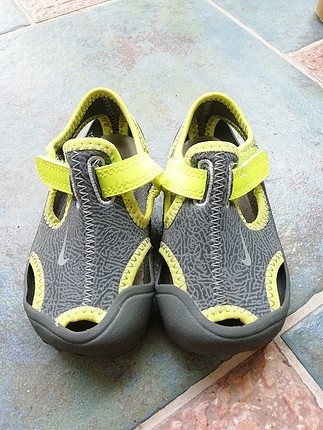 Nike çocuk sandalet