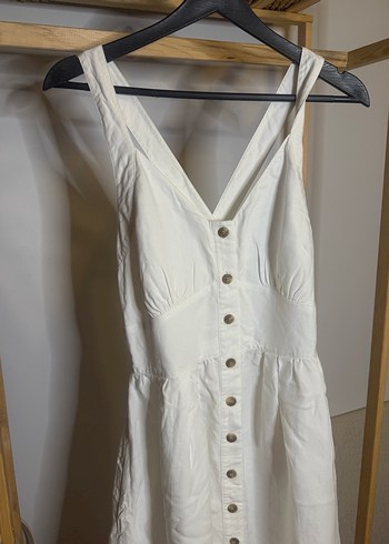 Düğmeli Beyaz Keten Uzun Kadın Elbise - Görsel 2