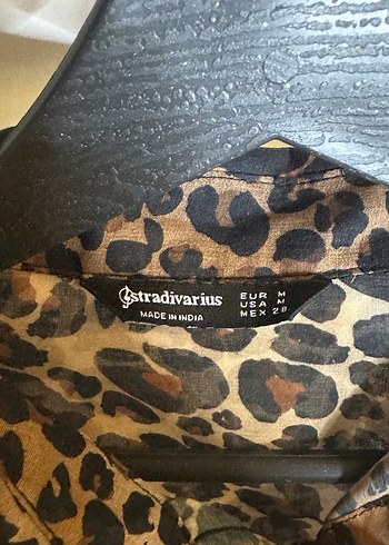 Kahverengi Leopar Desenli Düğmeli Kadın Gömlek - Görsel 2