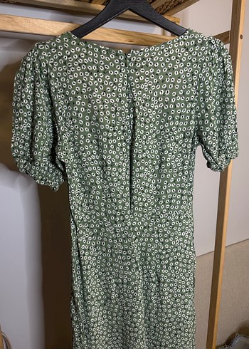 V Yaka Düğmeli Yeşil Bohem Uzun Elbise - Görsel 3