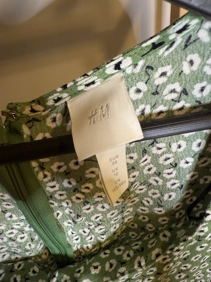 V Yaka Düğmeli Yeşil Bohem Uzun Elbise - Görsel 2