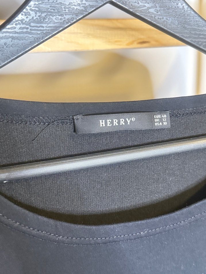 Siyah Uzun Kollu Beli Kuşaklı Elbise - Görsel 2