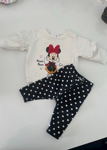 Minnie Mouse Baskılı Kız Bebek Takımı