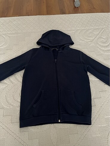 Kapüşonlu sweat
