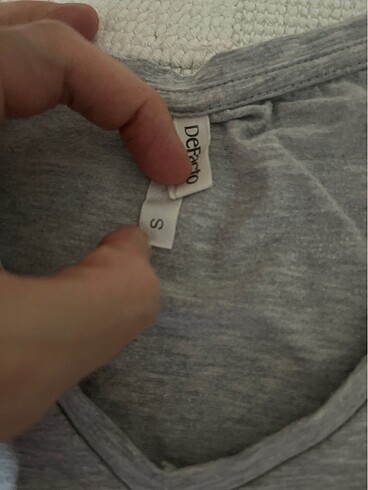 s Beden gri Renk V yaka tshirt