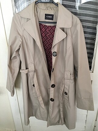 Lcw Krem Rengi Trenchcoat