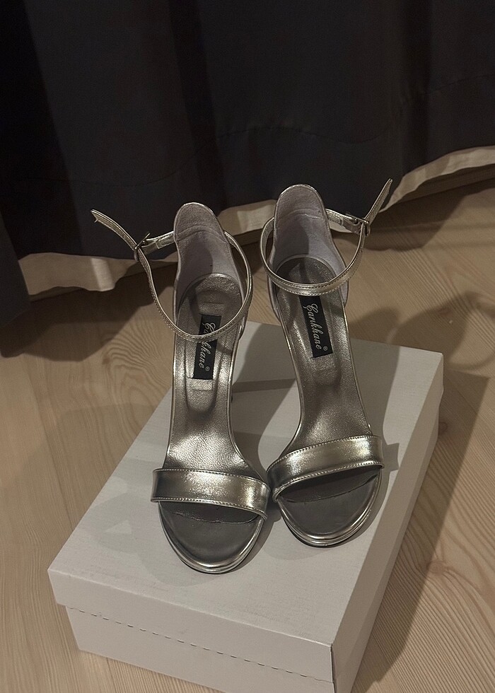 Silver Renk Topuklu Ayakkabı - Görsel 4