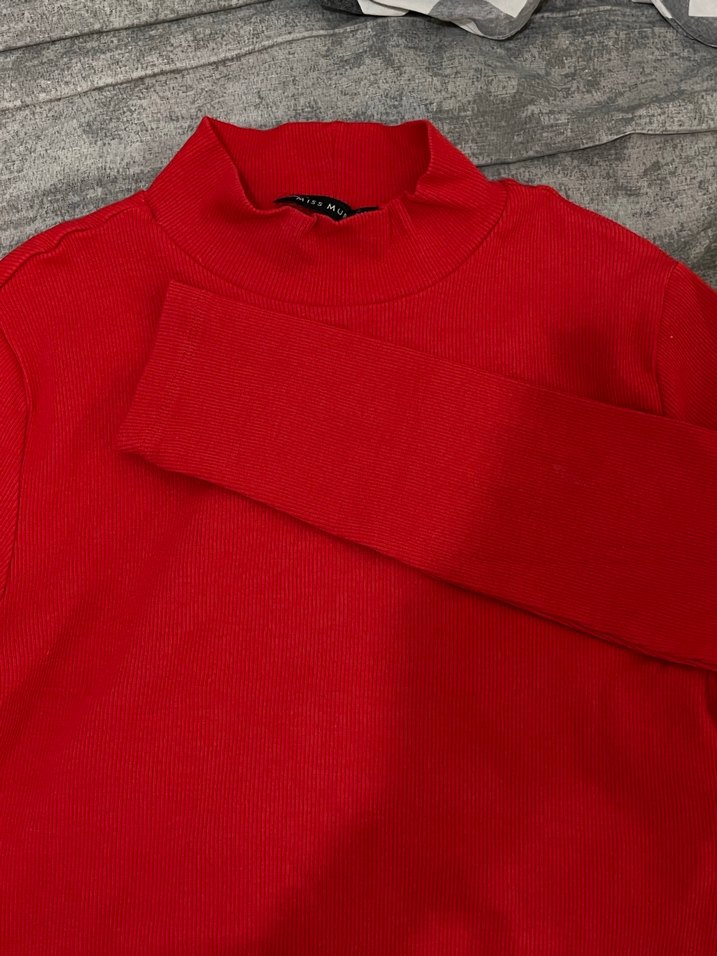 Kırmızı Yüksek Yaka Kadın Triko - Görsel 5