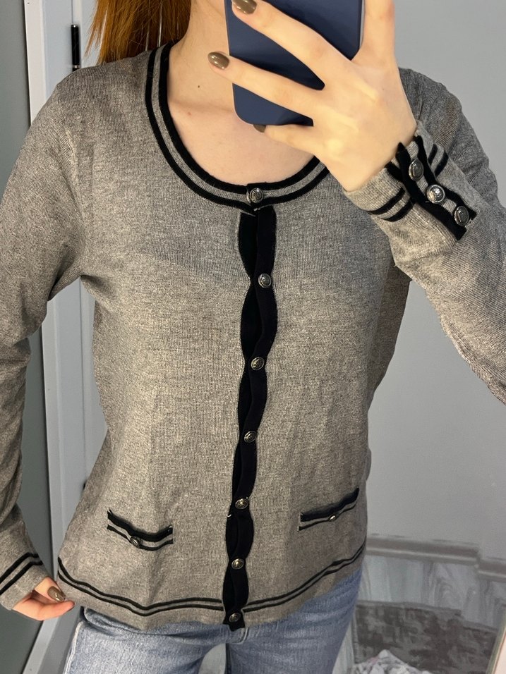 Düğmeli Gri Kadın Triko Hırka - Görsel 2