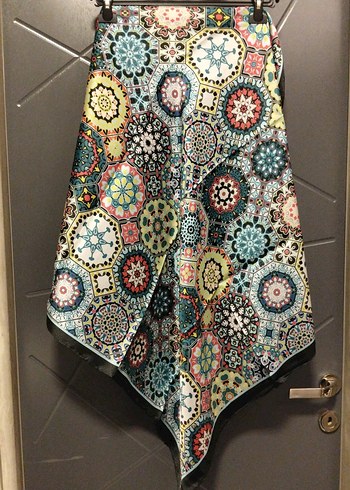 Diğer 9292 Cm Renkli Geometrik Desenli Sal Esarp