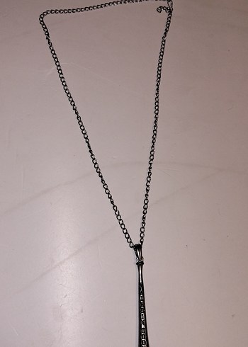 Siyah Metal Zincirli Uzun Kolye