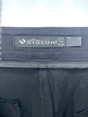 34 Beden siyah Renk Sisline Mini Şort %70 İndirimli.