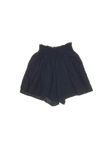 Bershka Mini Şort %70 İndirimli.