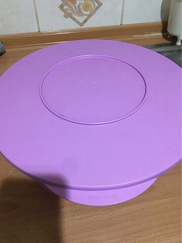 Tupperware Tupperware