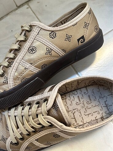 36 Beden Pierre Cardin