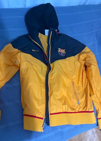 Nike Barcelona Kapusonlu Spor Ceket Yagmurluk