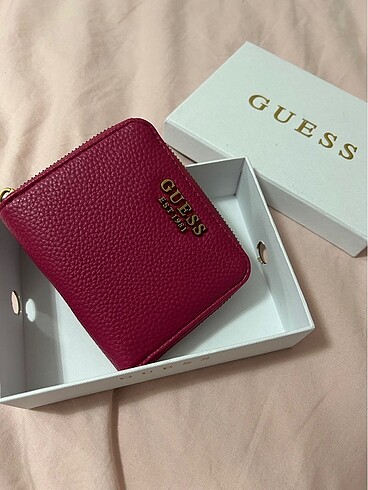 Sıfır orijinal guess cüzdan