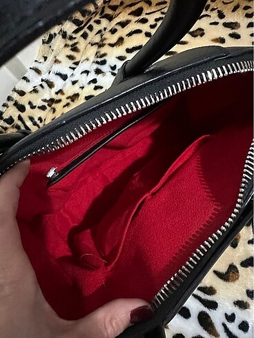 GIVENCHY GİVENCHY kol çantası