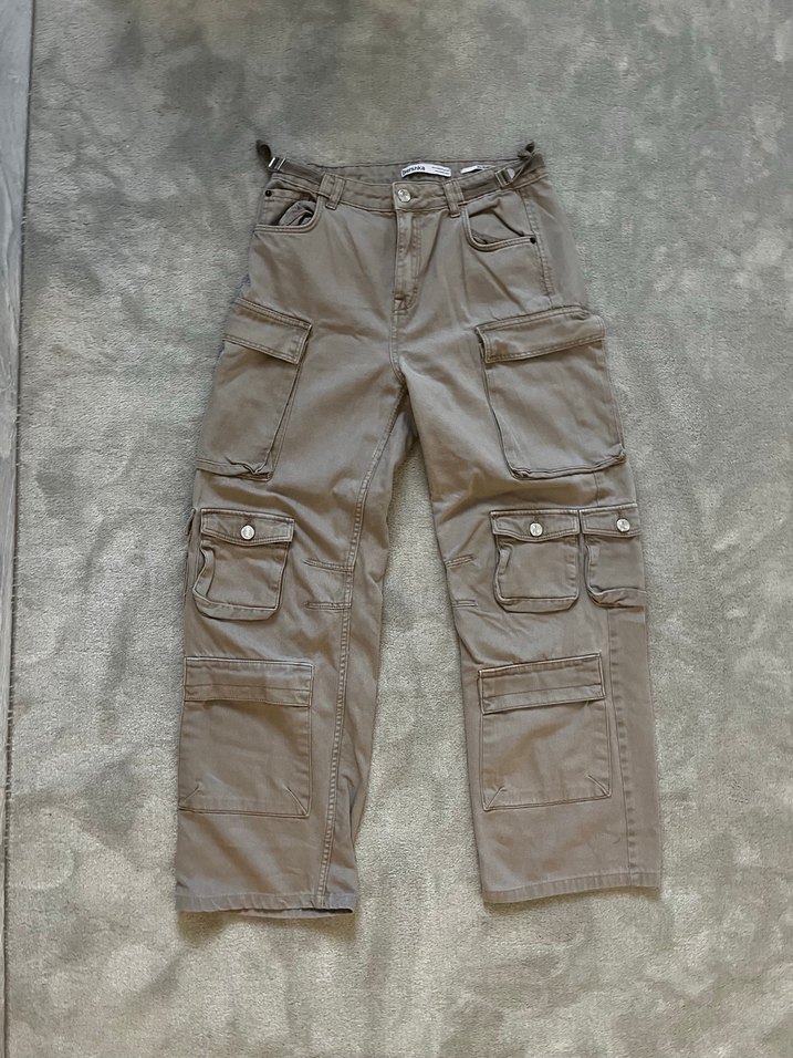 Bershka Bej Multikargo Pantolon — görsel 2/7